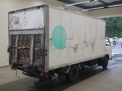 Isuzu ELF