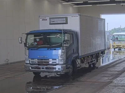 Isuzu FORWARD
