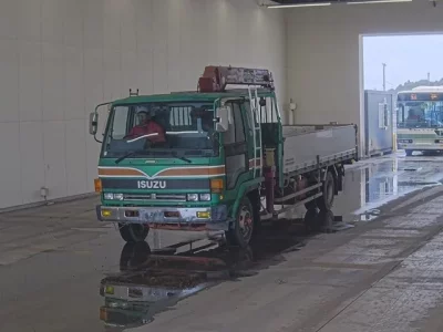 Isuzu FORWARD