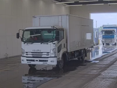 Isuzu FORWARD