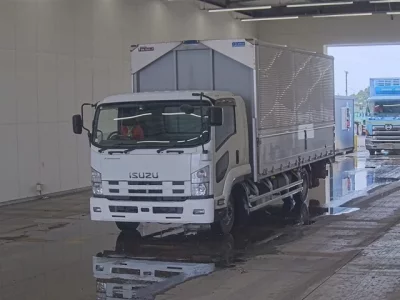 Isuzu FORWARD