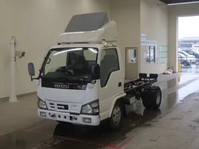 Isuzu ELF