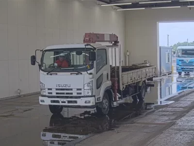 Isuzu FORWARD