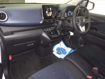 Mitsubishi EK X