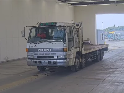 Isuzu TRUCK