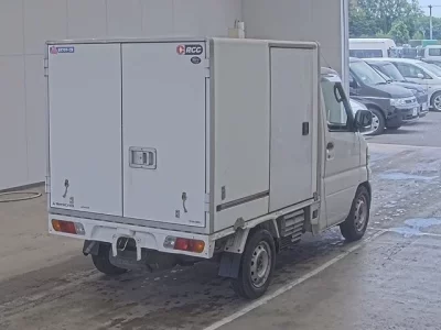 Mitsubishi MINICAB TRUCK