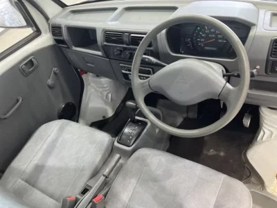 Mitsubishi MINICAB TRUCK