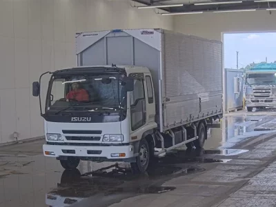 Isuzu FORWARD