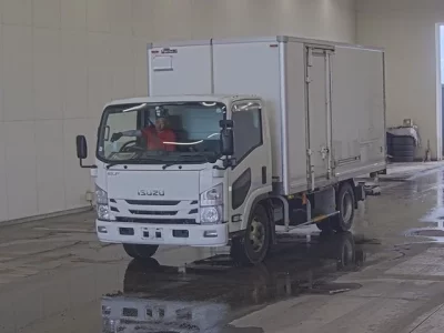 Isuzu ELF