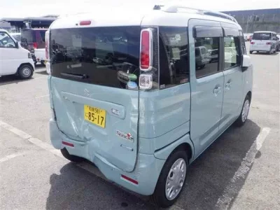 Suzuki SPACIA