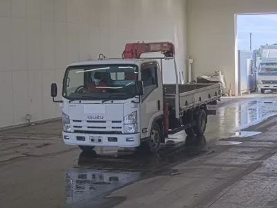Isuzu ELF