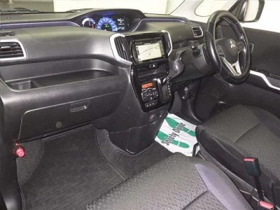 Mitsubishi DELICA D2