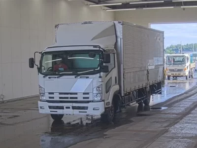 Isuzu FORWARD
