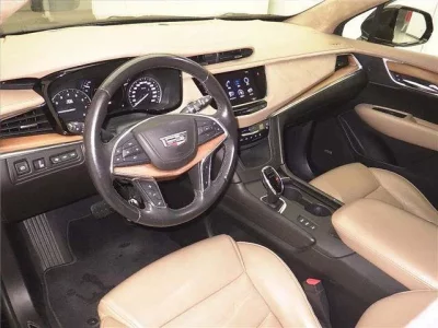 GM CADILLAC XT5