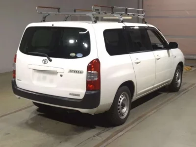 Toyota SUCCEED