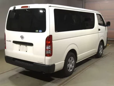 Toyota REGIUS ACE VAN