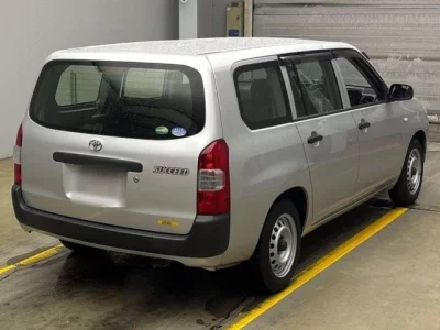 Toyota SUCCEED