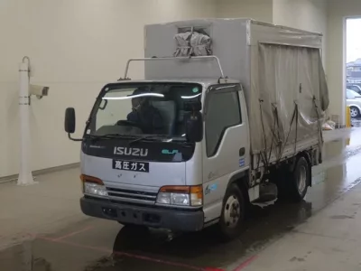Isuzu ELF