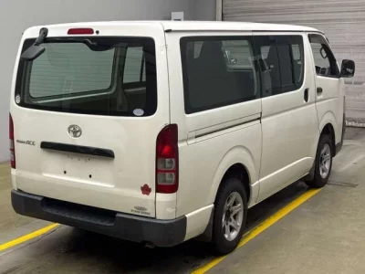 Toyota REGIUS ACE VAN