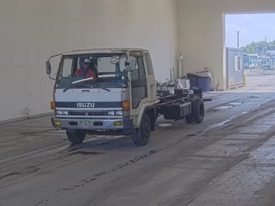 Isuzu FORWARD