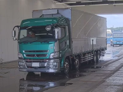 Mitsubishi SUPER GREAT