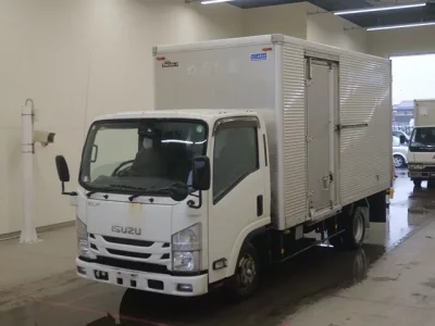 Isuzu ELF
