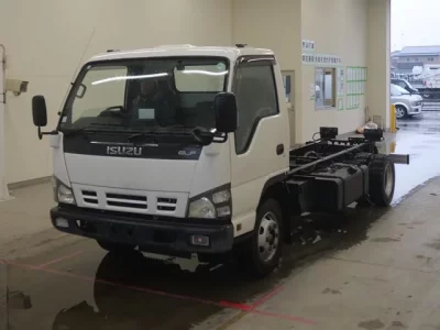 Isuzu ELF
