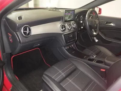 Mercedes-Benz GLA CLASS