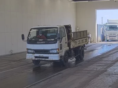 Isuzu JUSTON