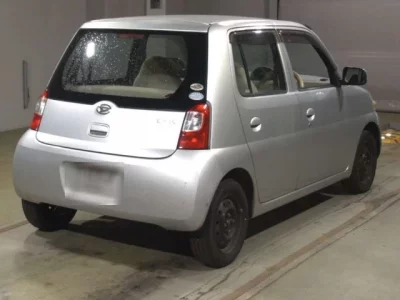 Daihatsu Esse