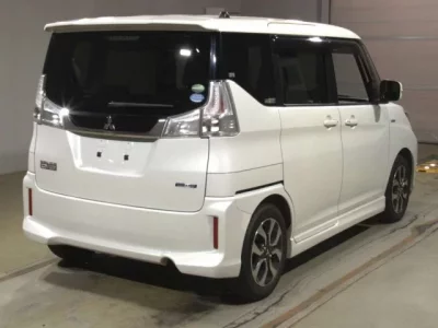 Mitsubishi DELICA D2