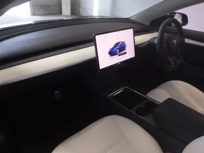 Tesla MODEL3