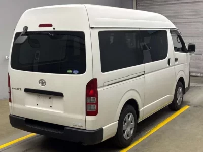 Toyota REGIUS ACE VAN