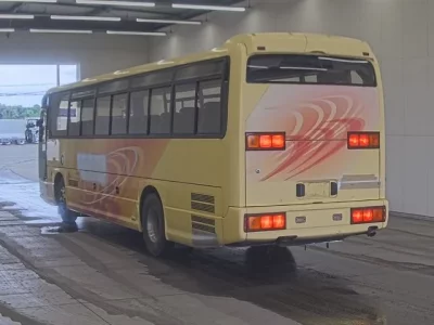 Isuzu GALA