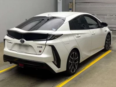 Toyota PRIUS PHV