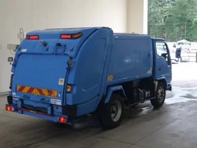 Isuzu ELF