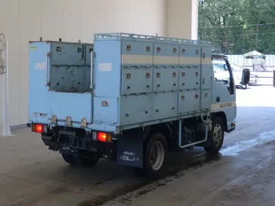Isuzu ELF
