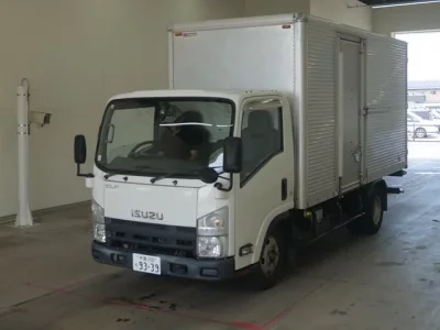Isuzu ELF