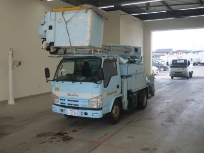 Isuzu ELF