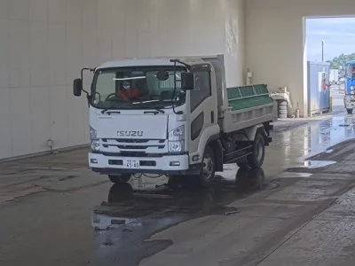 Isuzu FORWARD