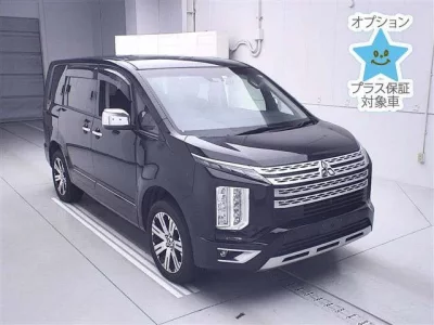 Mitsubishi DELICA D5