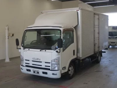 Isuzu ELF