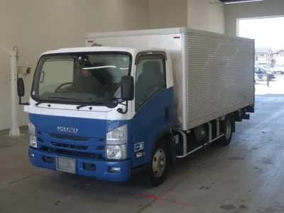 Isuzu ELF