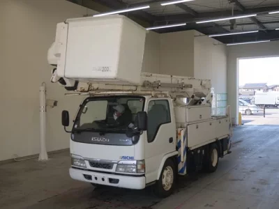 Isuzu ELF