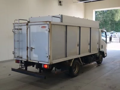 Isuzu ELF