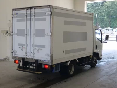 Isuzu ELF