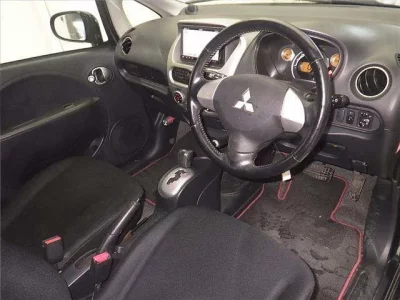 Mitsubishi I