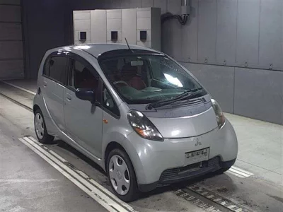 Mitsubishi I
