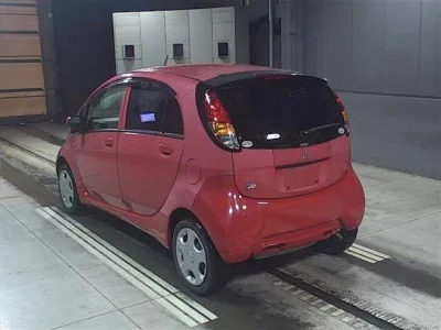 Mitsubishi I
