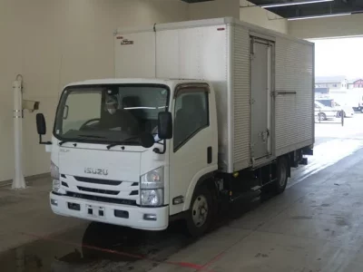 Isuzu ELF